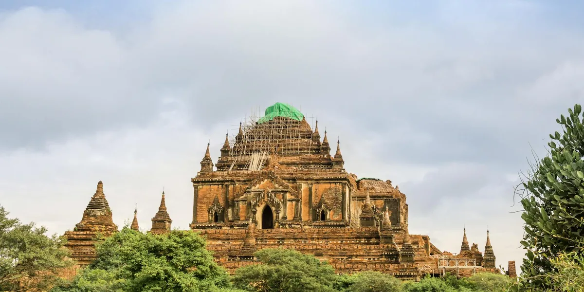 Myanmar - airport transfers and travel