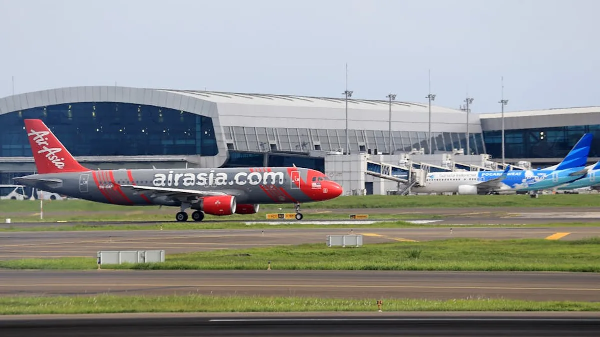 Taxi at Sultan Hasanuddin International Airport